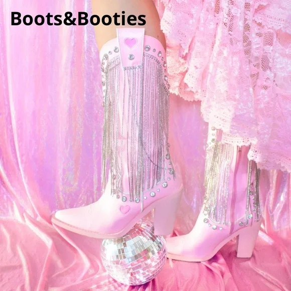 Boots&Booties 👢🥾 - Picture 1 of 1